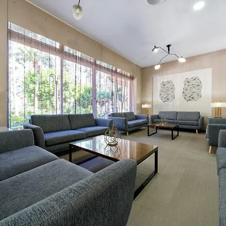 Relaxia Beverly Park מלון 3*